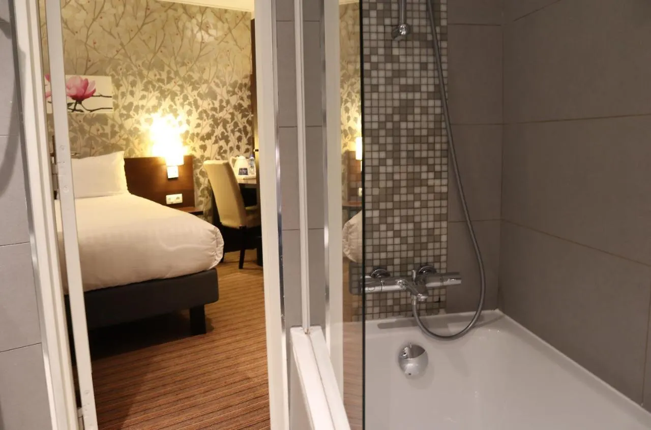 Timhôtel Odessa Montparnasse Paris 3*,